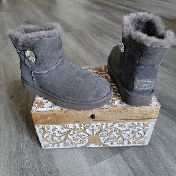 UGG Mini Bailey Button Bling Suede Boot - Picture 2 of 10